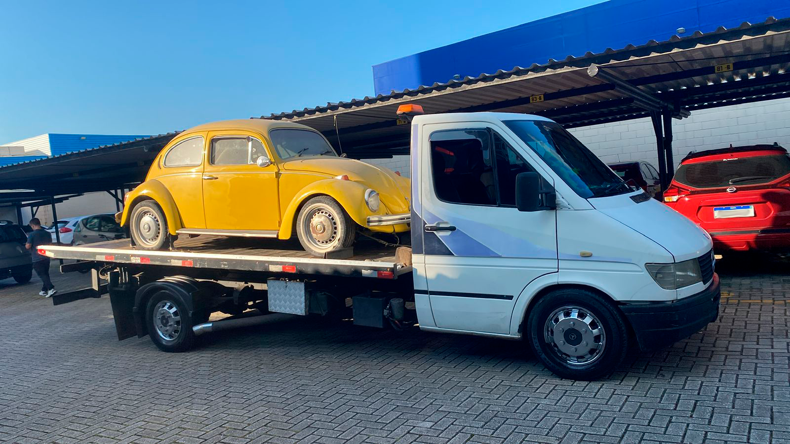 Reboque de veículos leves e pesados em SJC